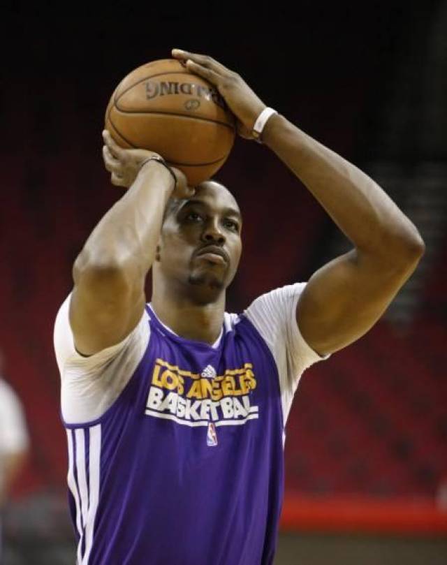 迪卡尼奥：尤文球员不是斯帕莱蒂挑的，他得研究哪些人能信任（迪卡尼奥：尤文球员非斯帕莱蒂亲选，他得评估谁值得信任）