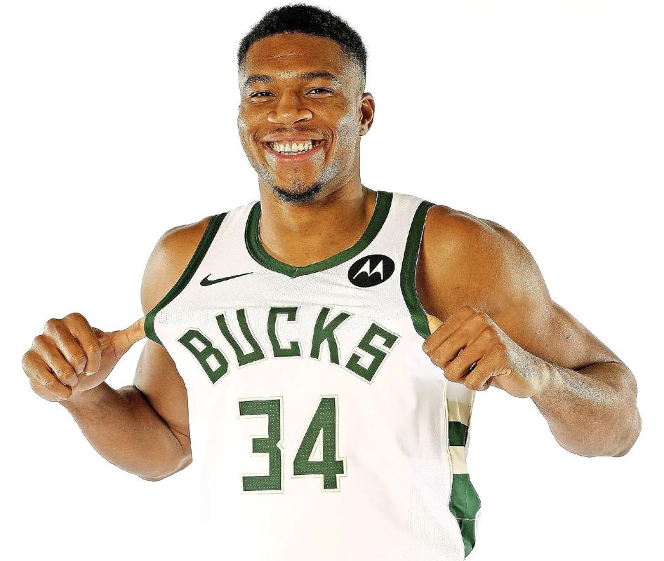 萨内蒂评合作过国米十大前锋：大罗位列榜首，伊布和巴乔在列（萨内蒂盘点与其在国米并肩作战的十大前锋：罗纳尔多居首，伊布与巴乔上榜）