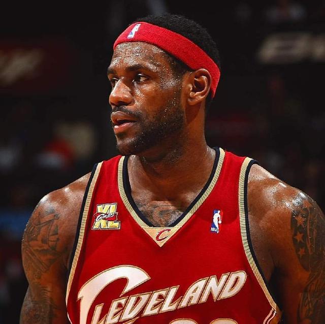 意媒：梅努是那不勒斯中场引援首选，备选方案包括弗拉泰西（意媒：那不勒斯中场补强锁定梅努，弗拉泰西列入备选）