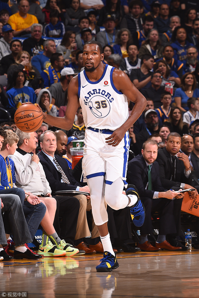 给老大哥先打个样？欧青联国米5-0狂胜利物浦（替一队先立威？欧青联国米5-0大胜利物浦）