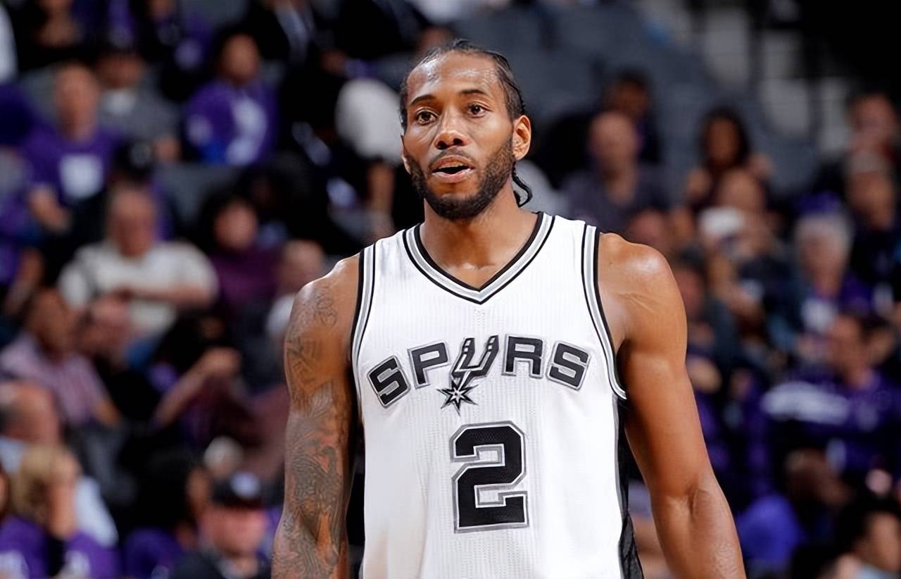 图片报：拜仁飞机因慕尼黑大雾无法起飞，只能去奥格斯堡乘机（图片报：慕尼黑大雾致拜仁无法起飞，转赴奥格斯堡登机）